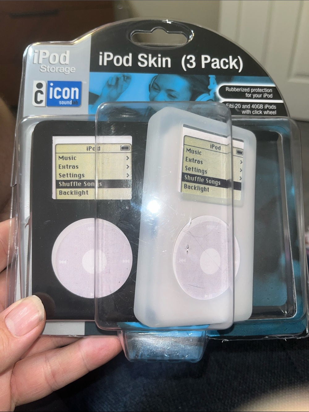 iPod Skin (2 Pack) - Black & White Rubberized Covers